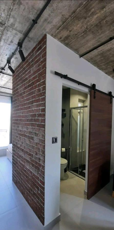 Chic Penthouse Industrial-Style Apartment Mosta Exterior photo
